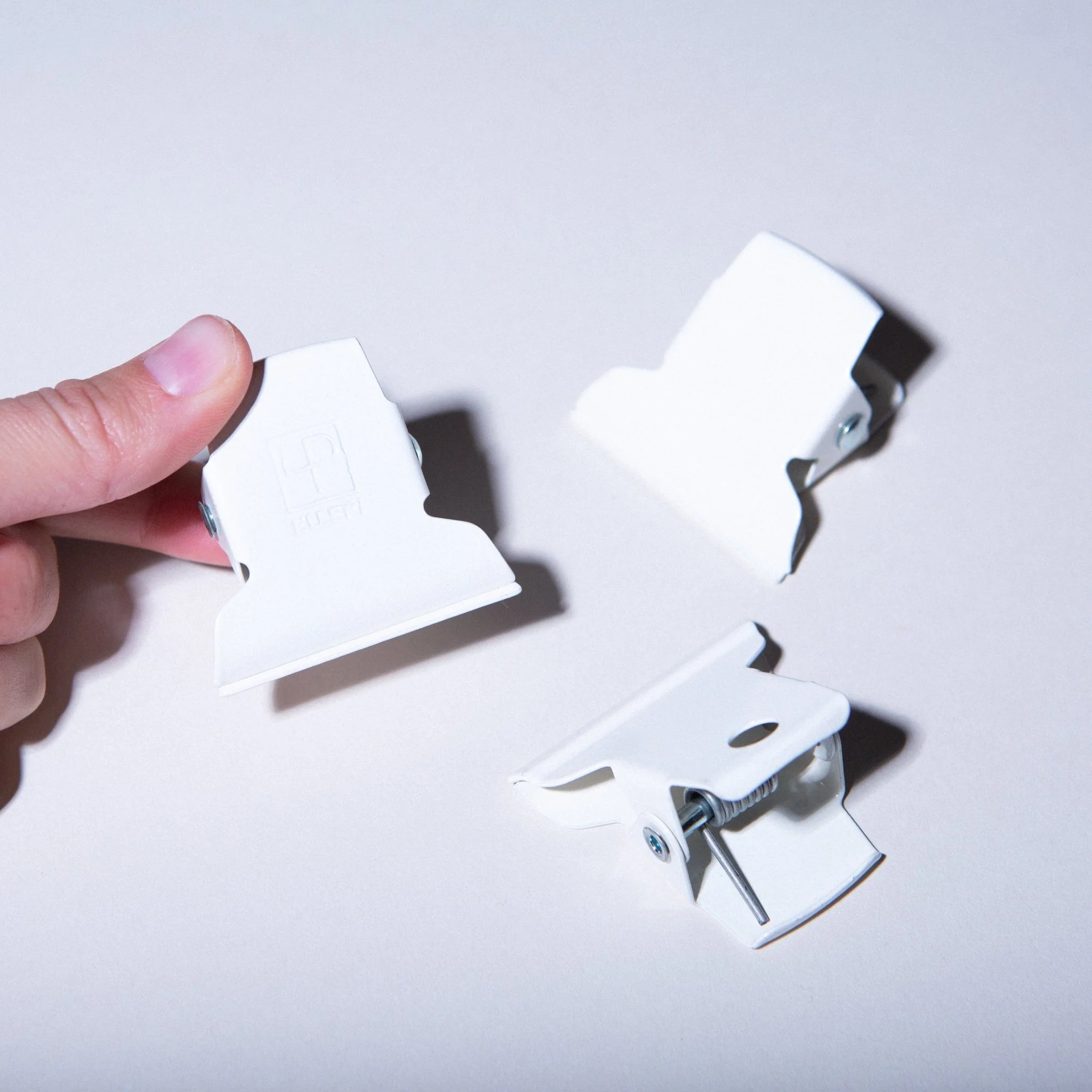 Metal Stationery Clip - White - Image 4